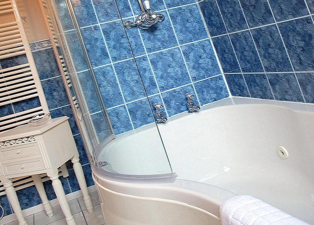 Willoughby House Hotel & Apartments Cheltenham Bilik gambar